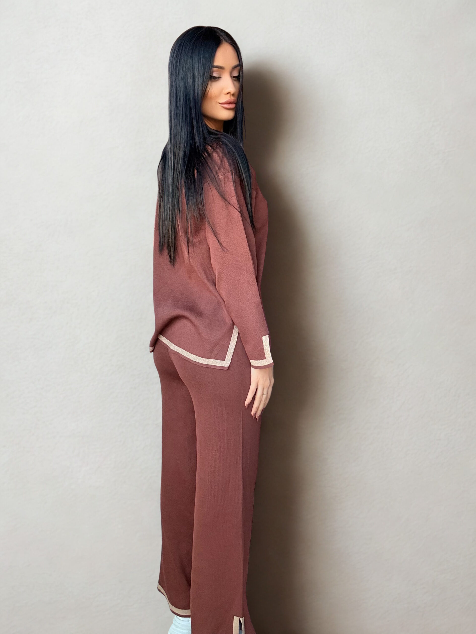 Compleu maro ciocolatiu casual-chic - imagine 2