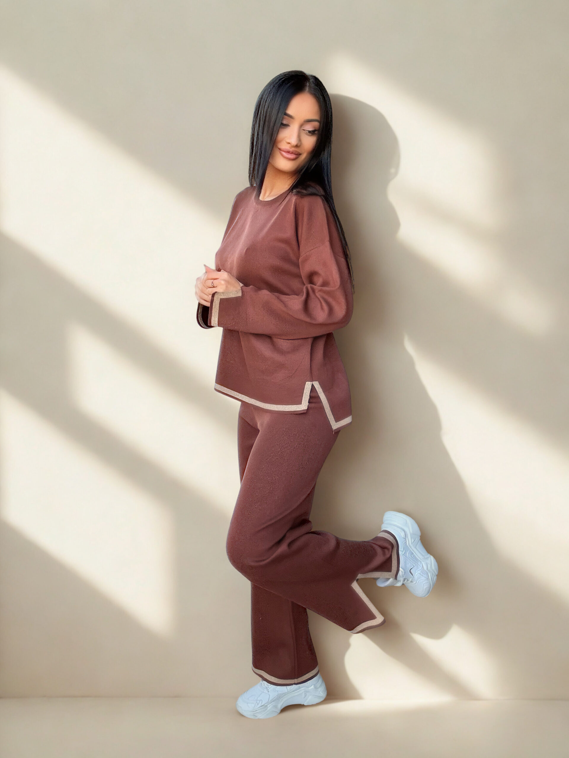 Compleu maro ciocolatiu casual-chic - imagine 3