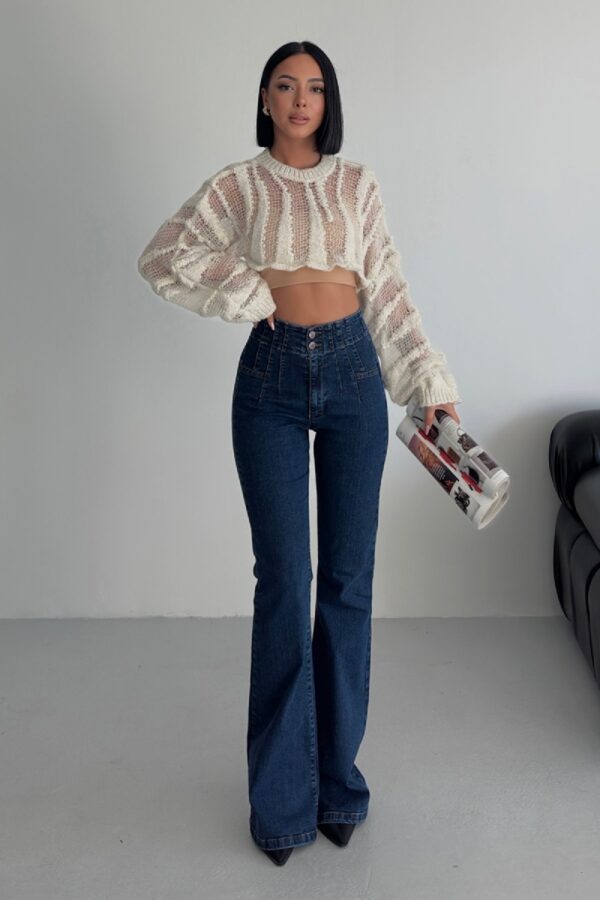 Blugi evazați din denim elastic